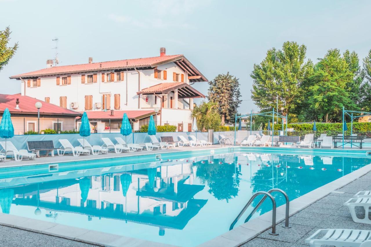 Campeggio Trevisago Iris Park Moniga del Garda Luaran gambar